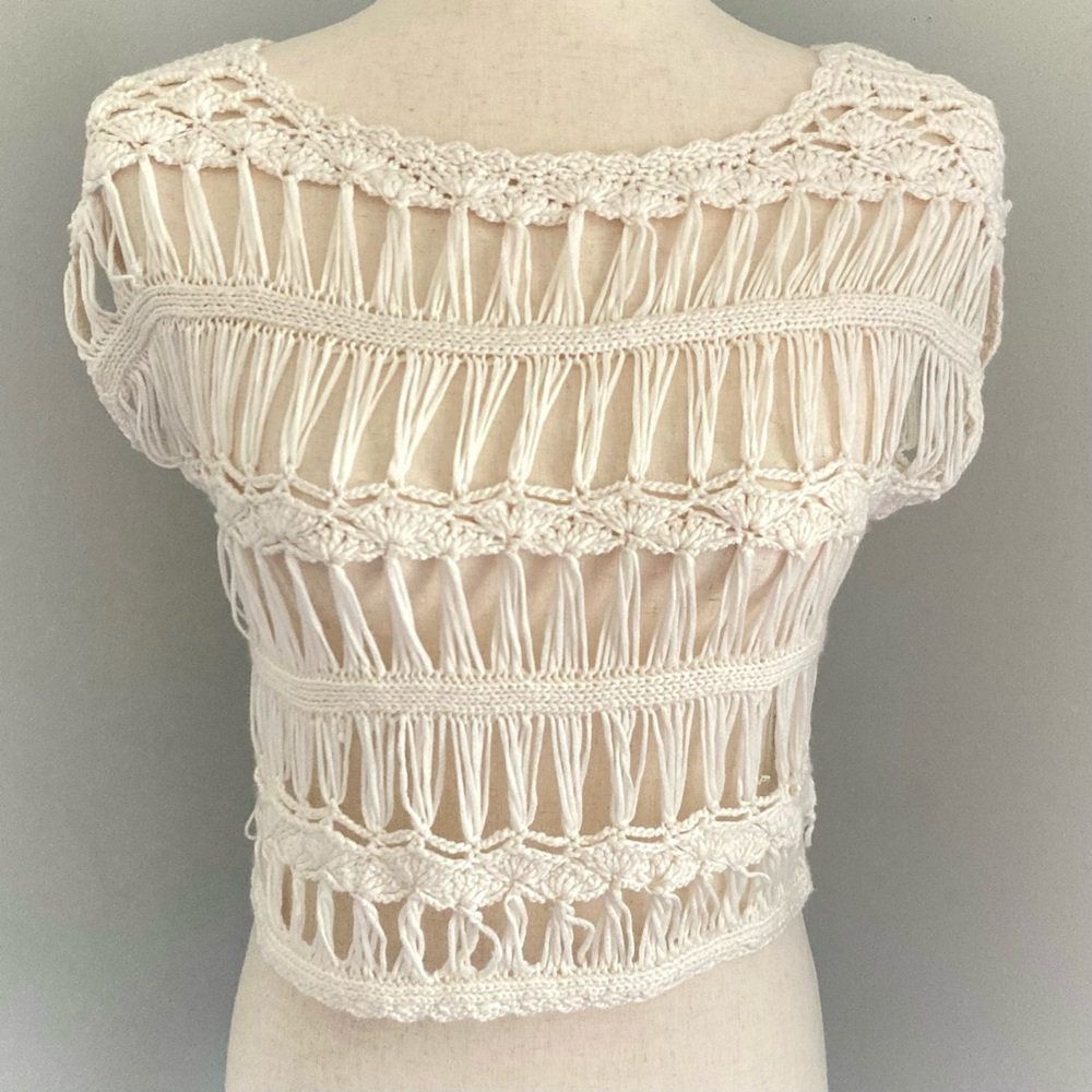 Candie’s Off-White Fringe Crotchet Cover Up Top